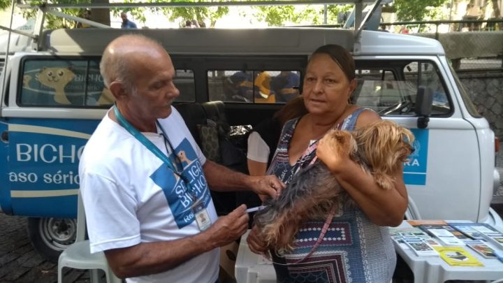 Vigilância Sanitária leva neste sábado, 20, vacinação antirrábica ao Borel e Pilares