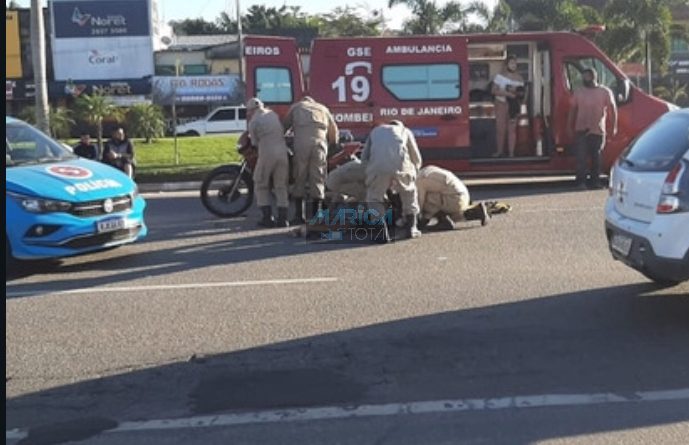 Acidente de moto deixa uma pessoa ferida na RJ 106 em Maricá