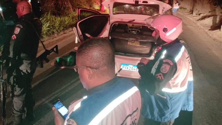Suspeito é baleado após perseguição policial e tiroteio em SG