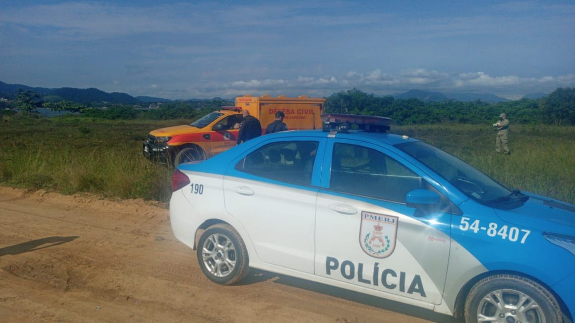 Corpo é encontrado na restinga em São José do Imbassaí em Maricá-RJ Corpo é encontrado na restinga em São José do Imbassaí em Maricá-RJ