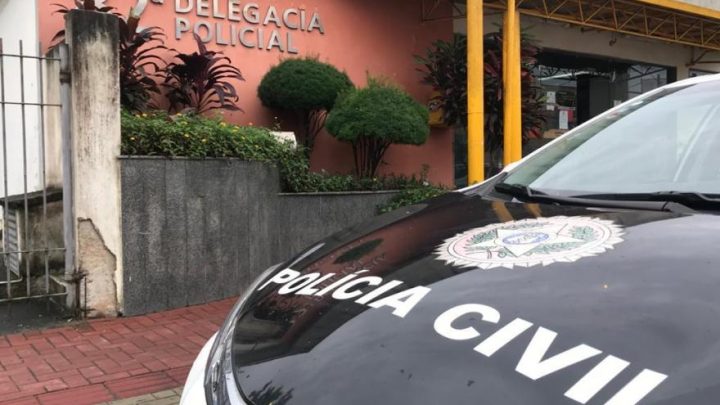 Homem é  feito refém por criminosos encapuzados  em Maricá-RJ