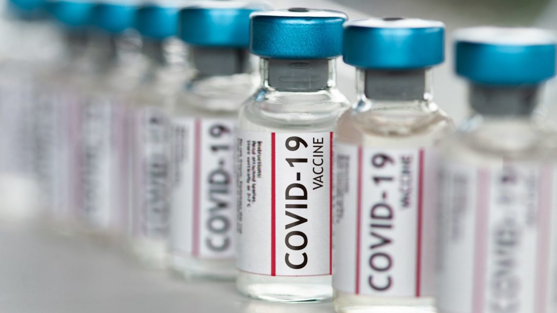 Idosa de 90 anos é a primeira vacinada contra a Covid-19 na Suíça