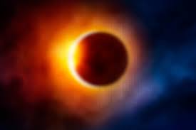 Eclipse solar total virá acompanhado de cometa e chuva de meteoros em dezembro
