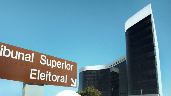 Eleitor tem 60 dias para justificar ausência em votação