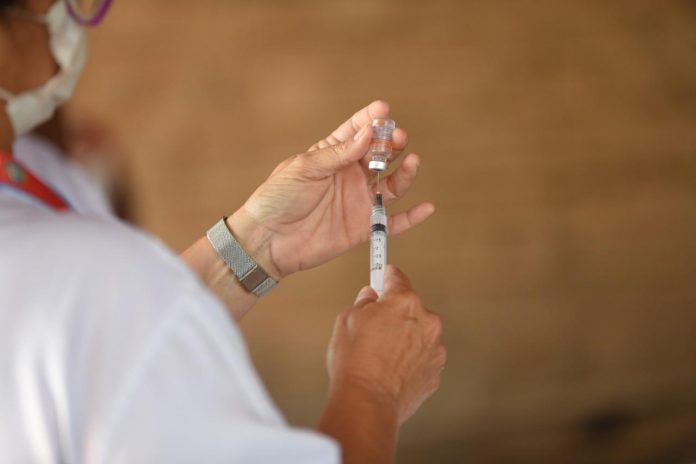 Prefeitura de Maricá anuncia compra de 400 mil doses da vacina Sputnik V Prefeitura de Maricá anuncia compra de 400 mil doses da vacina Sputnik V