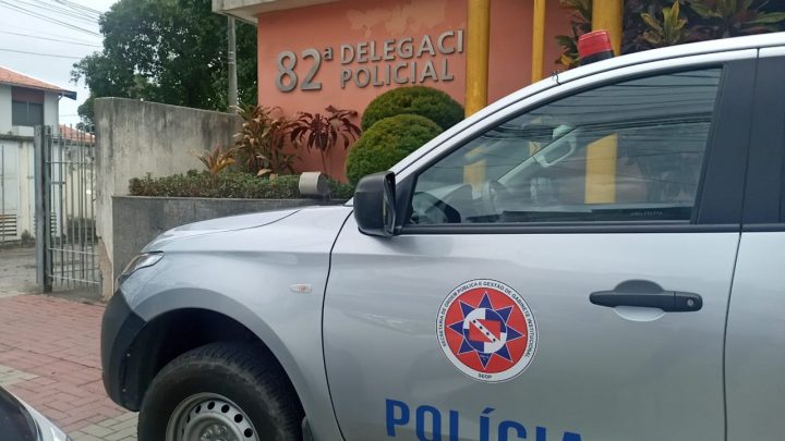 Dupla é detida como moto furtada em Maricá