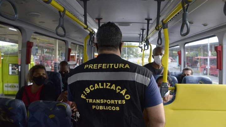 Niterói: Equipes realizam fiscalização no terminal Rodoviário João Goulart.