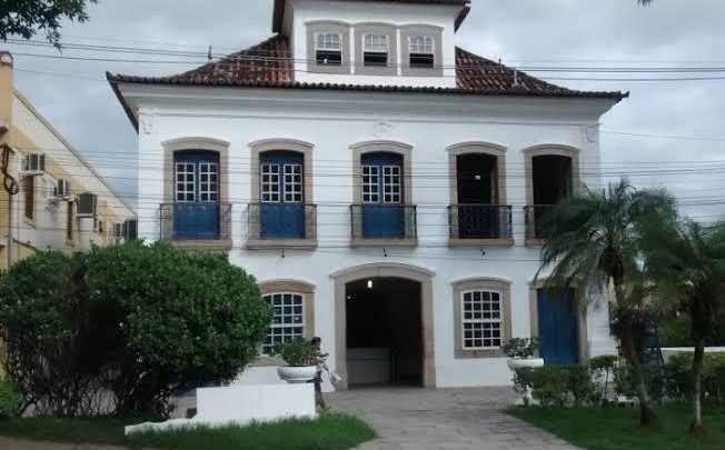 Itaboraí retorna para Bandeira Vermelha e comércio reabre nesta segunda-feira (05/04)