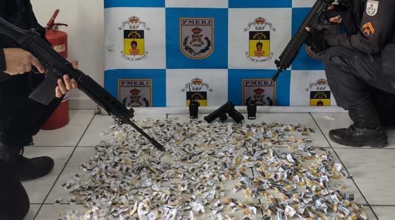 Maricá: Quase mil papelotes de cocaína apreendidos durante ação