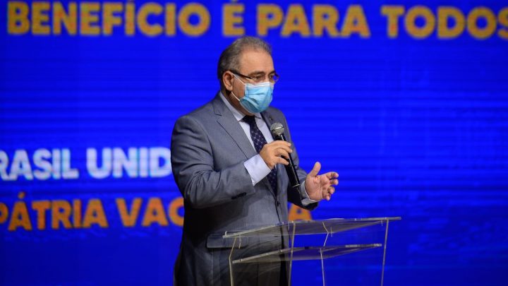 Queiroga diz que ministério estuda campanha de testagem contra covid