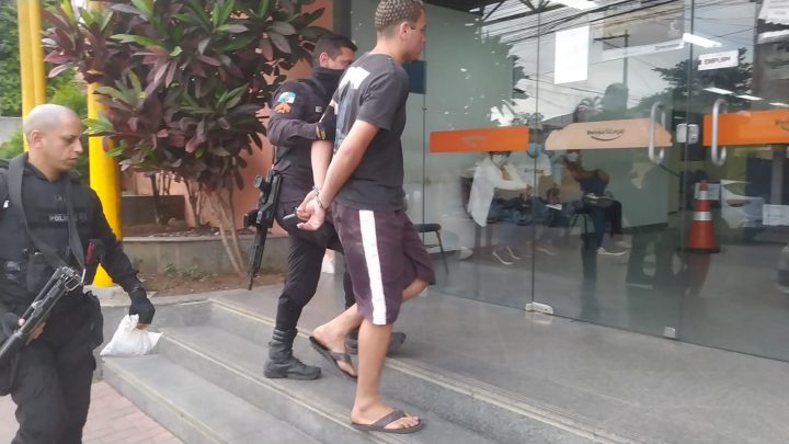 Preso com drogas em Maricá