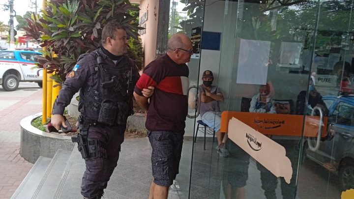 Foragido da justiça é preso em Itaipuaçu