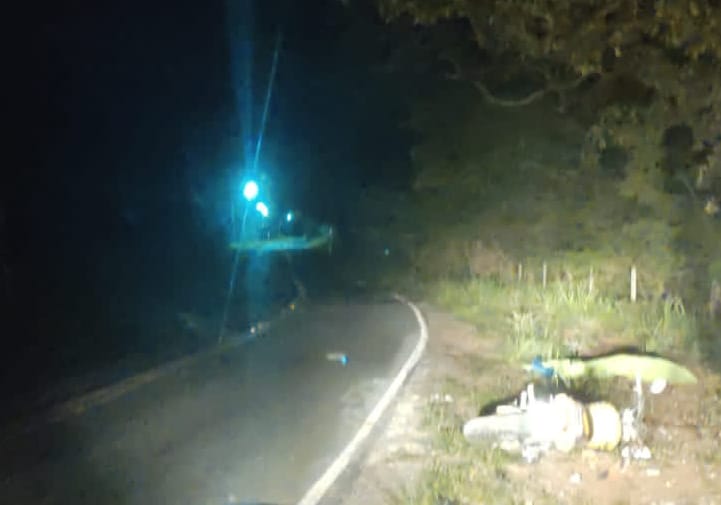 Acidente de moto deixa um morto na RJ 118 em Ponta Negra