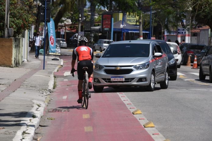 Ações e uso de equipamentos corretos reduzem drasticamente riscos de ciclistas no trânsito