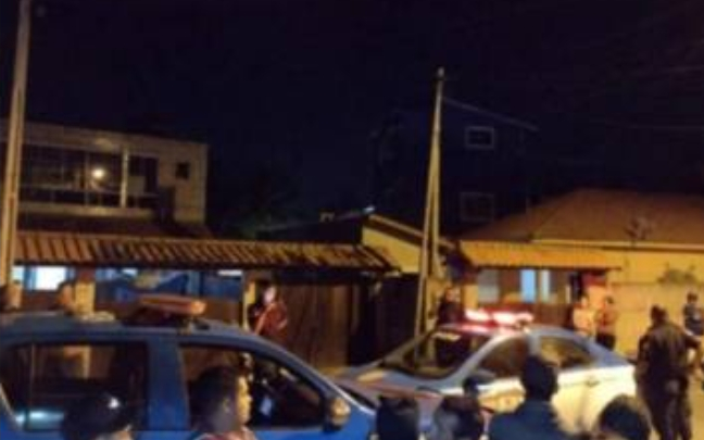 Adolescente é detido por atear fogo nos dois irmãos em Maricá