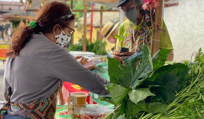 Sábado Agroecológico com feira de produtos orgânicos e artesanato
