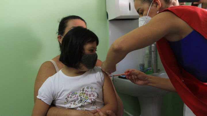 Maricá já vacinou 160 crianças contra a Covid-19