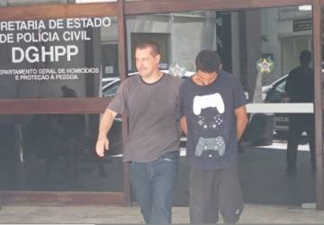 Pai das crianças mortas em Maricá irá responder em liberdade Pai das crianças mortas em Maricá irá responder em liberdade