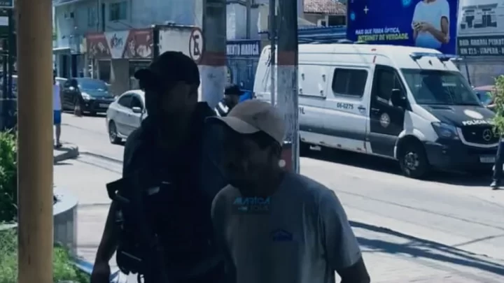 Ladrões roubam quatro traillers em Itaipuaçu