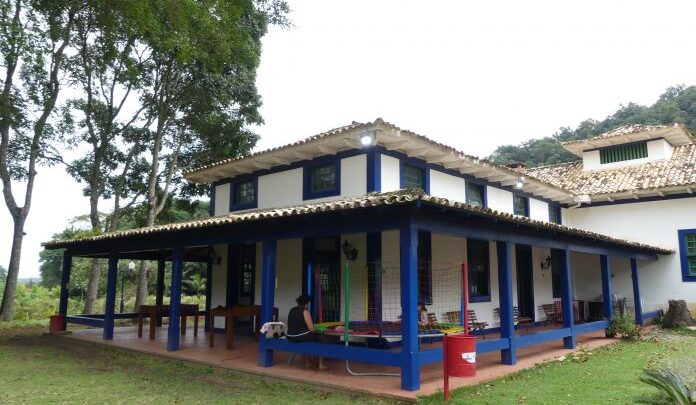 Prefeitura vai produzir medicamentos naturais na Fazenda Pública