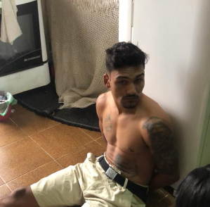 Apontado como chefe do tráfico em Inoã, ‘Ciclone’ é preso em Maricá Apontado como chefe do tráfico em Inoã, ‘Ciclone’ é preso em Maricá