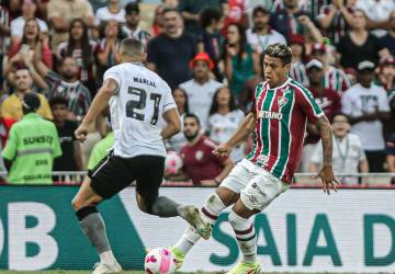 Matheus Martins brilha e Flu arranca empate com Botafogo Matheus Martins brilha e Flu arranca empate com Botafogo