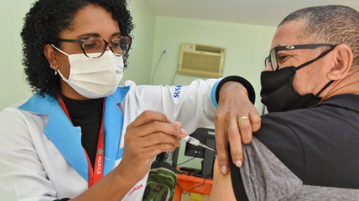 Covid-19: Saúde amplia polos de vacinação da população com 18 anos ou mais em Maricá