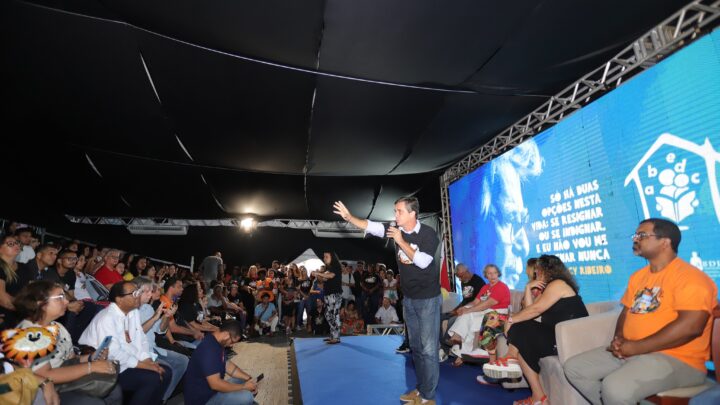7ª Festa Literária Internacional de Maricá é aberta em Itaipuaçu