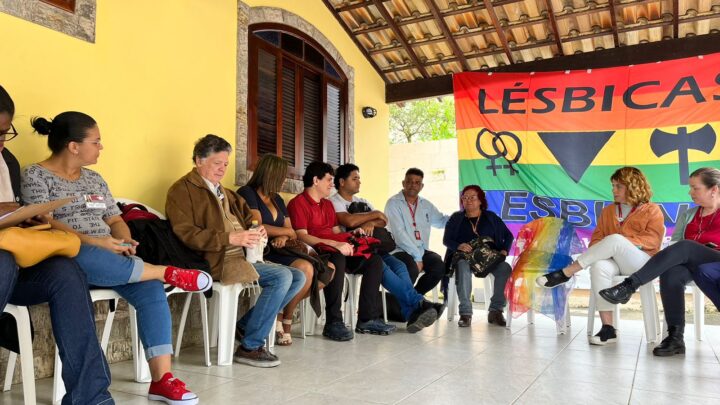 Coordenadoria LGBTQIA+ promove roda de conversa sobre prevenção ao suicídio￼