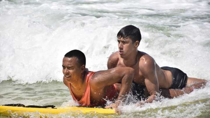 Projeto “Surf Salva” treina novos agentes da Defesa Civil de Maricá