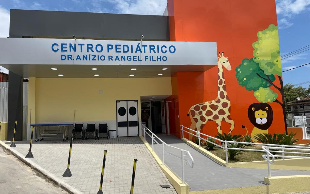 Prefeito Fabiano Horta visita o novo Centro Pediátrico do Hospital Conde Modesto Leal Prefeito Fabiano Horta visita o novo Centro Pediátrico do Hospital Conde Modesto Leal