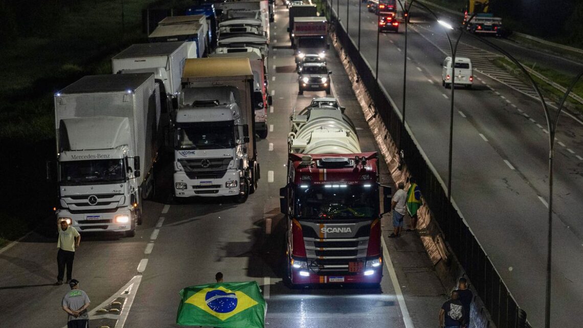 Todas rodovias federais do país estão livres de bloqueios, diz PRF Todas rodovias federais do país estão livres de bloqueios, diz PRF