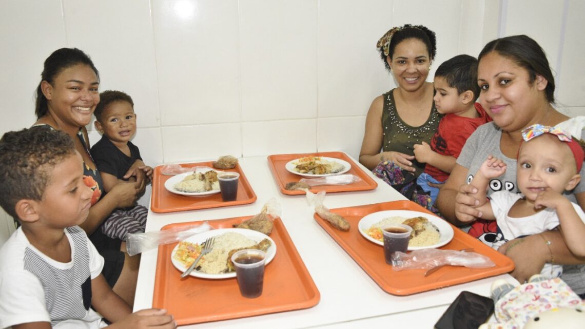 Restaurante Mauro Alemão celebra Natal com almoço especial nessa sexta-feira (23/12) Restaurante Mauro Alemão celebra Natal com almoço especial nessa sexta-feira (23/12)
