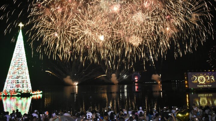 Maricá celebra chegada de 2023 com queima de fogos e shows em nove pontos da cidade