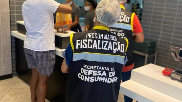 Defesa do Consumidor descartou mais de 4 toneladas de alimentos impróprios em fiscalizações realizadas em 2022