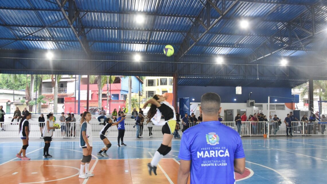 Prefeitura seleciona atletas para vôlei feminino do projeto Maricá Cidade Olímpica Prefeitura seleciona atletas para vôlei feminino do projeto Maricá Cidade Olímpica
