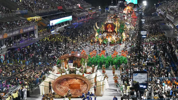 Confira o esquema de trânsito para o desfile da Imperatriz Leopoldinense no Complexo do Alemão