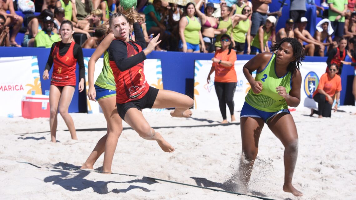 Circuito Brasileiro de Handebol de Praia conhece os campeões juvenis em Maricá