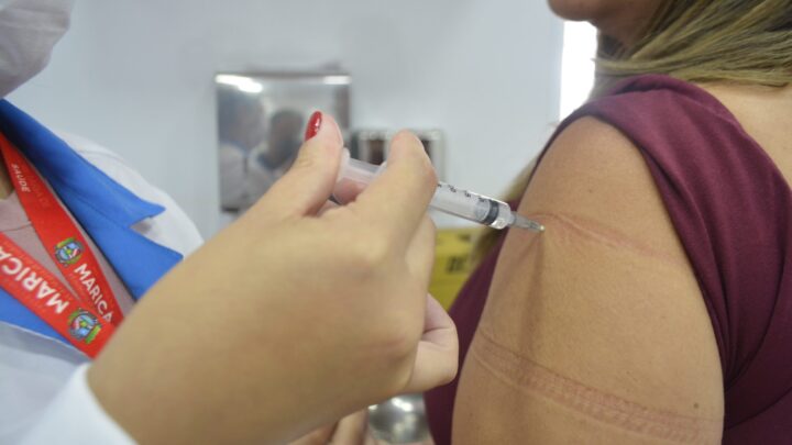 Vacina contra a Covid-19 é adicionada ao calendário de rotina das crianças de seis meses a 4 anos