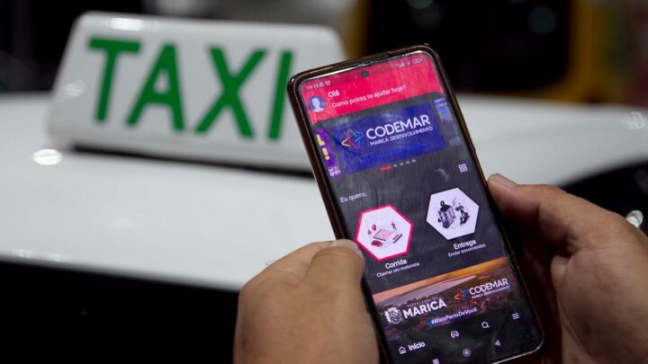 Codemar apresenta sistema do Mumbucar para taxistas cadastrados