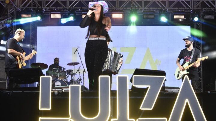 Arraiá de Maricá: noite de sexta-feira com muito modão, piseiro e forró