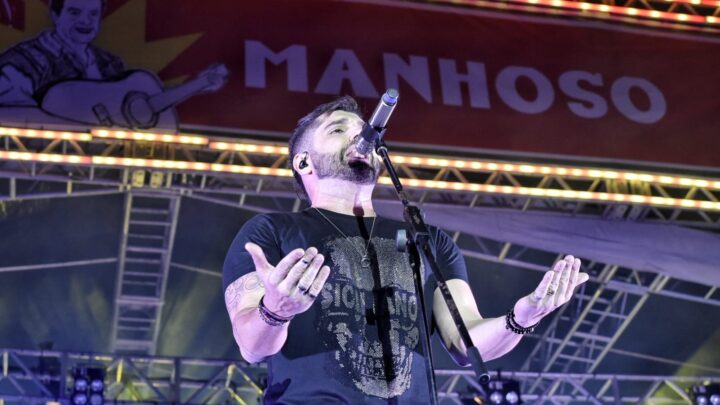 Arraiá de Maricá 2023: João Gabriel e dupla Betinho Bahia & Ismayer Alves sacodem público na Barra de Maricá