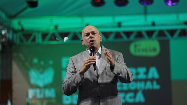 Leandro Karnal abre Pré-Conferência da Festa Literária de Maricá (FLIM)