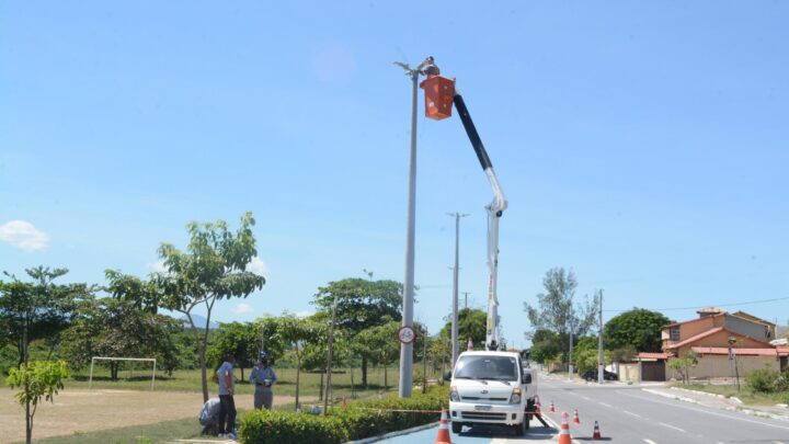 Prefeitura de Maricá vai instalar 300 luminárias de led com placa solar em espaços públicos