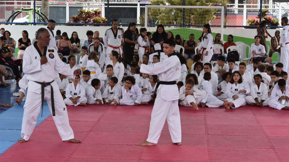 Programa Viver Bem promoveu graduação e troca de faixa em Taekwondo