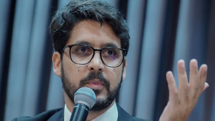 Lula nomeia Jean Charlles de Lima presidente da EBC