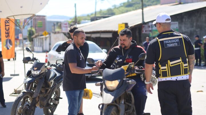 Sectran conscientiza motociclistas para evitar acidentes