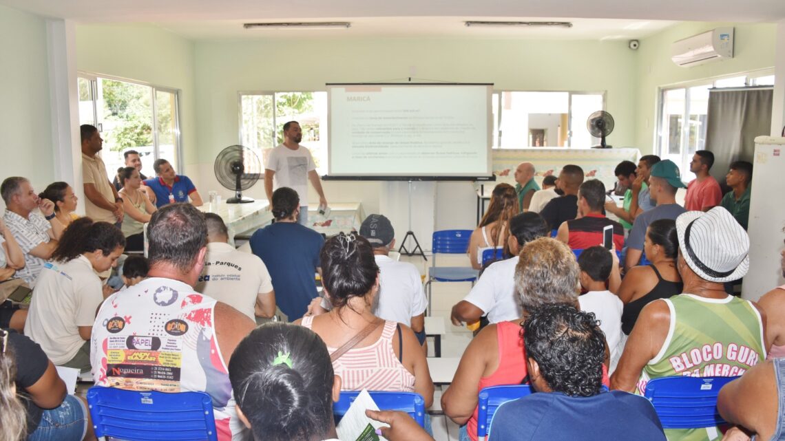 Prefeitura de Maricá conscientiza moradores do Taboal, em Itaipuaçu