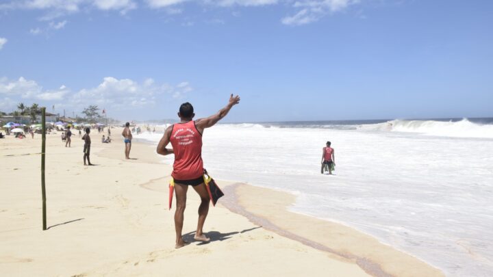 Defesa Civil de Maricá realizou mais de 153 mil ações de prevenção a afogamentos em 2023