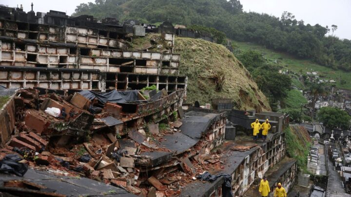 Sobe para oito total de mortos por chuvas no estado do Rio